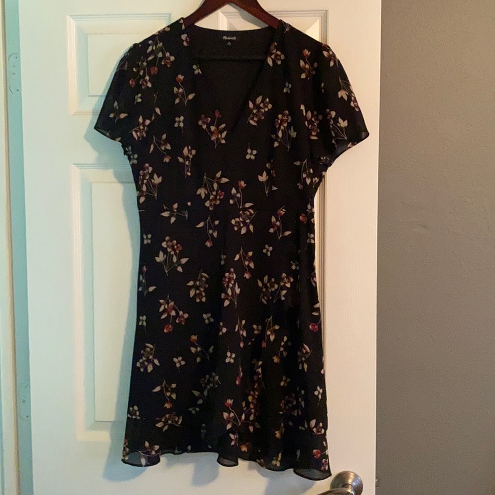 Madewell vneck dress in black